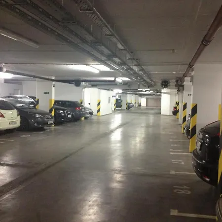 Апартаменты Centrum Krawiecka 2 *