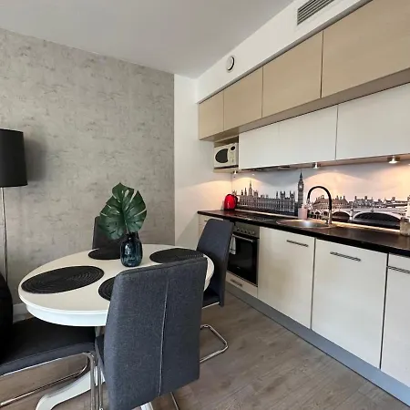 Centrum Krawiecka 2 * Wrocław