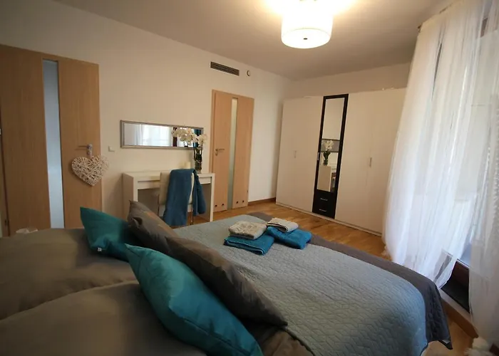 Centrum Krawiecka 2 *