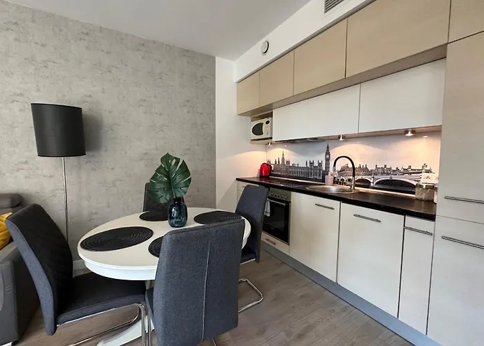 Centrum Krawiecka 2 * Wroclaw